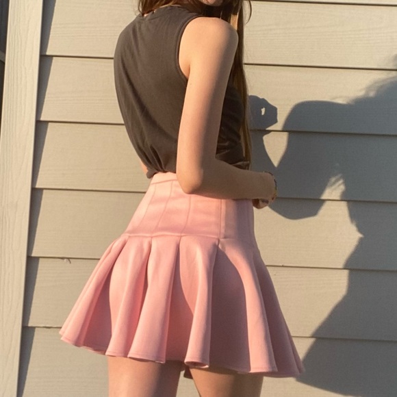ASOS pink skirt - Picture 2 of 11